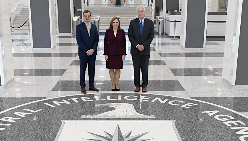 Robin Ashton (center), CIA Dir Bill Burns (right)