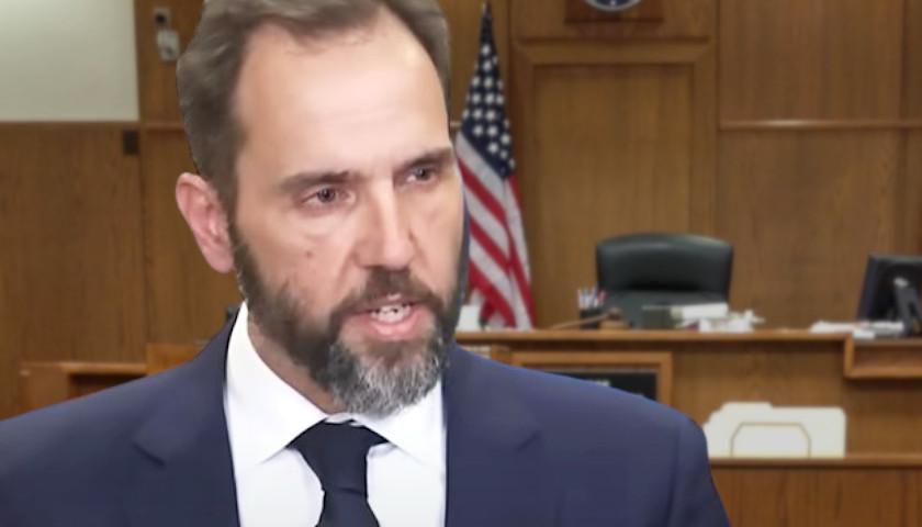 More than 160 Republicans Potentially Investigated in FBI’s Arctic Frost Probe, House Panel Says More than 160 Republicans Potentially Investigated in FBI’s Arctic Frost Probe, House Panel Says