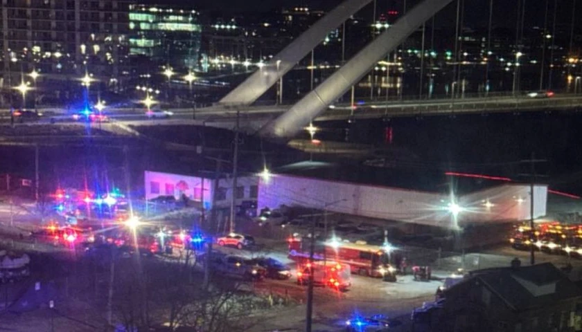 Helicopter regional jet collision in DC
