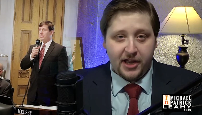 Reporter Tom Pappert