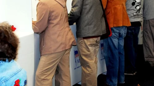 People voting