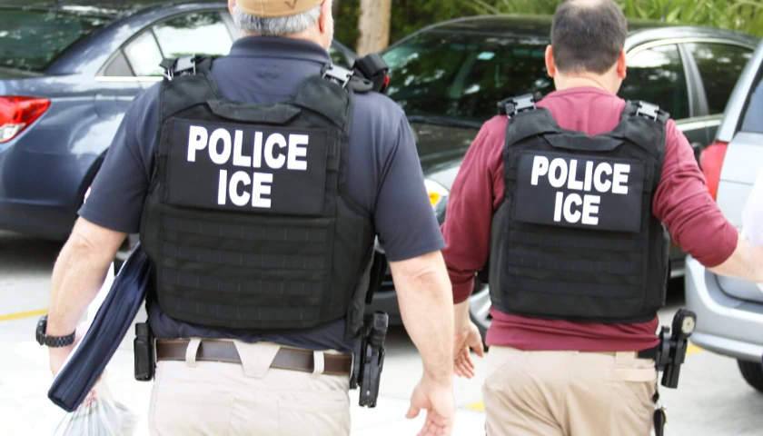 ICE agents
