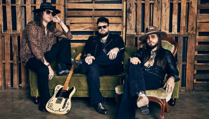 Music Spotlight: Jet Black Roses - Tennessee Star