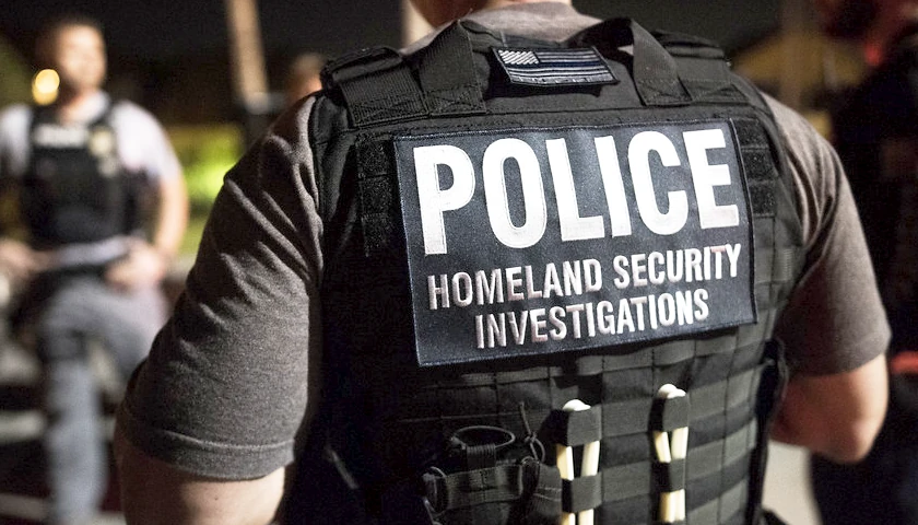 HSI Officer