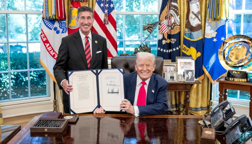 David Kustoff and Donald Trump