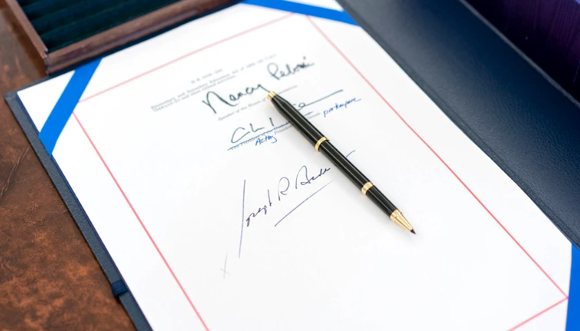 House Oversight Committee Deems Some of Biden’s Autopen Orders ‘Invalid,’ Asks DOJ to Investigate House Oversight Committee Deems Some of Biden’s Autopen Orders ‘Invalid,’ Asks DOJ to Investigate