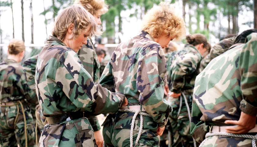 female soldiers