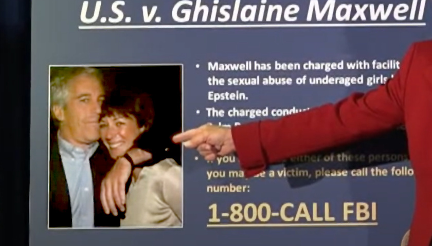 NY US Atty points to Photo of Jeffery Epstein and Ghislaine Maxwell
