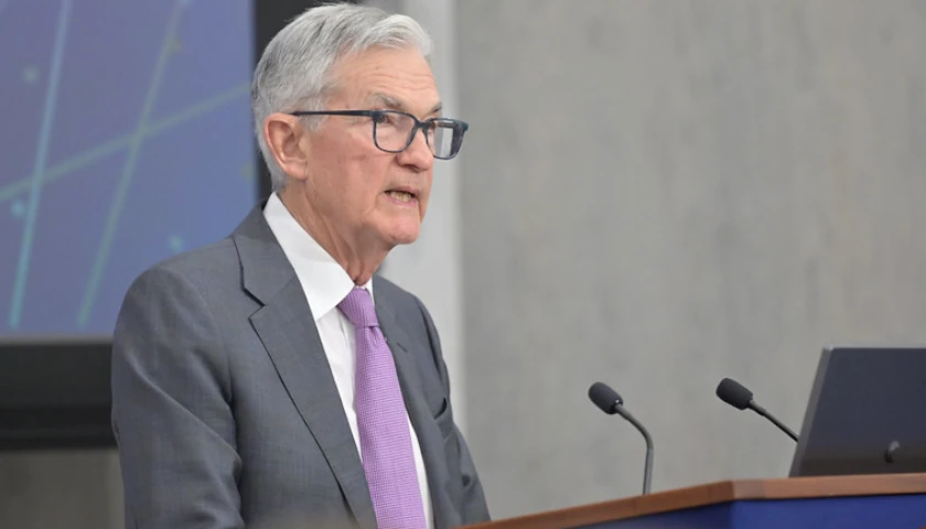 Jerome Powell Suggests Fed Is on Track to Cut Interest Rates Once Again