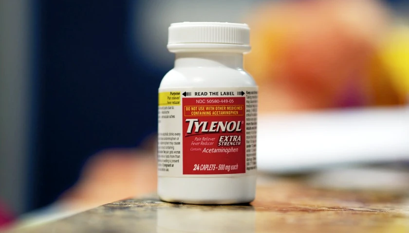 FDA Stayed Silent as Internal Reports About Potential Tylenol Risks Piled Up