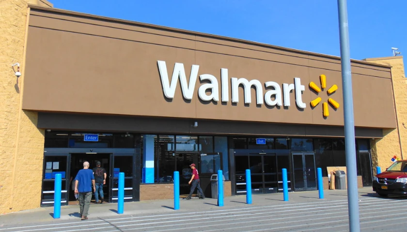 Walmart Pauses Hiring H-1B Visa Recipients in Wake of Trump Reforms