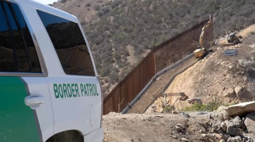 Border wall