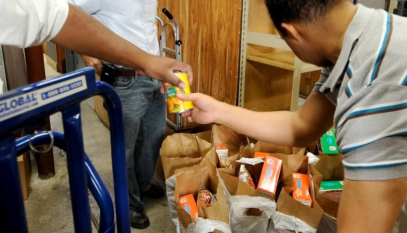 Tennessee to Give $5 Million to Food Banks Tennessee to Give $5 Million to Food Banks