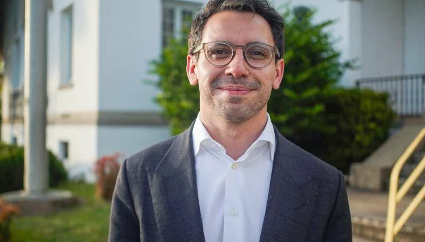 Investment Banker Fishback Announces GOP Bid for Florida Governor, Challenging Trump Ally Donalds