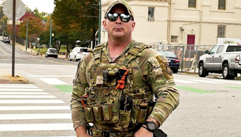 Tennessee National Guardsman Deployed in Memphis Saves Woman from Drug Overdose