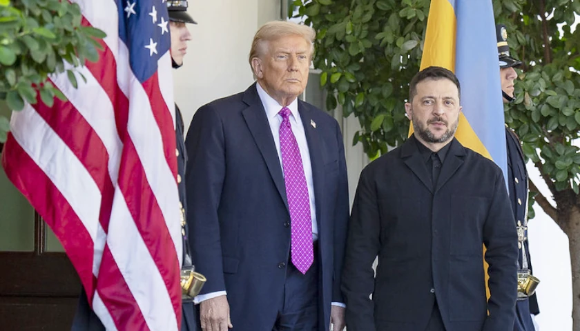 Trump Gives Thanksgiving Deadline for Ukraine to Accept Peace Deal