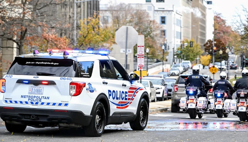 Washington Metropolitan Police Dept. Car