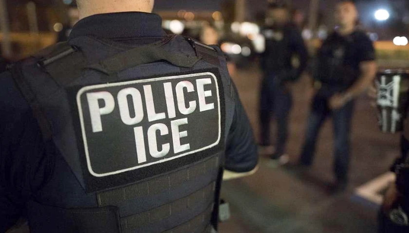ICE agents