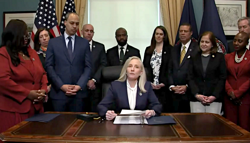 Virginia Gov Abigail Spanberger