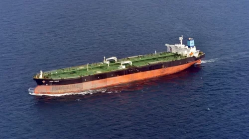 Oil tanker