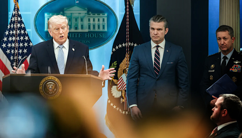 President Trump with DOW Sec Pete Hegseth and General Cain