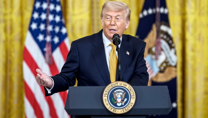 Trump podium