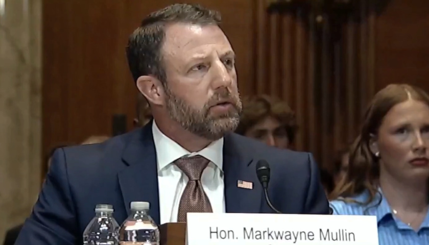 DHS Sec Markwayne Mullin