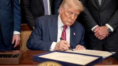 Trump signature