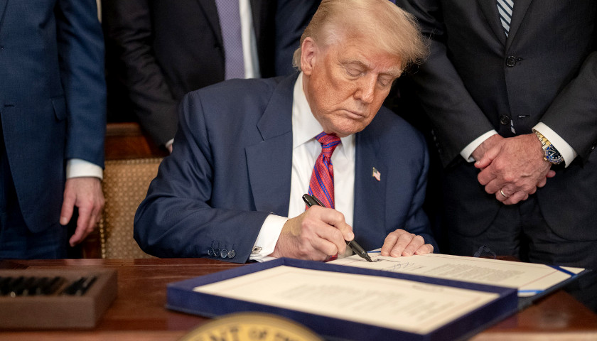 Trump signature
