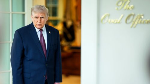 Trump and oval office
