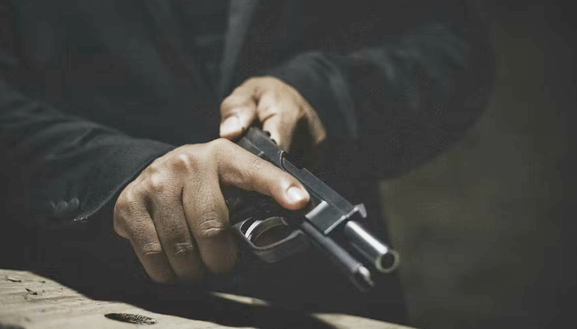 hand gun