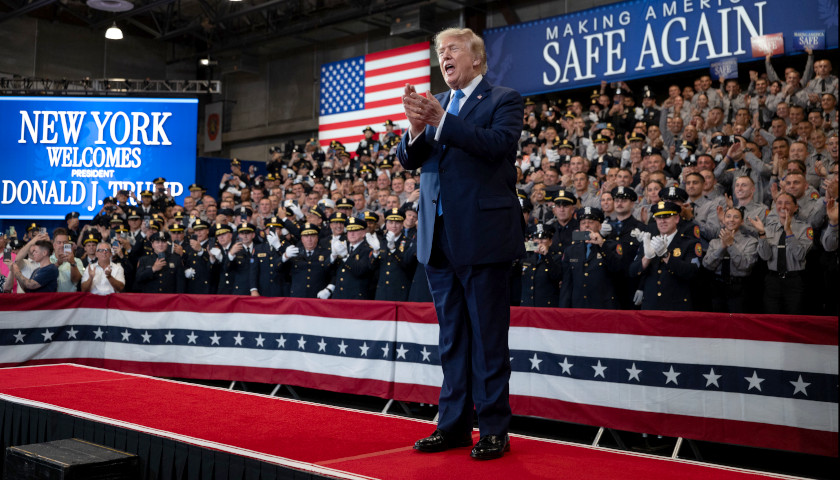 Trump in suit
